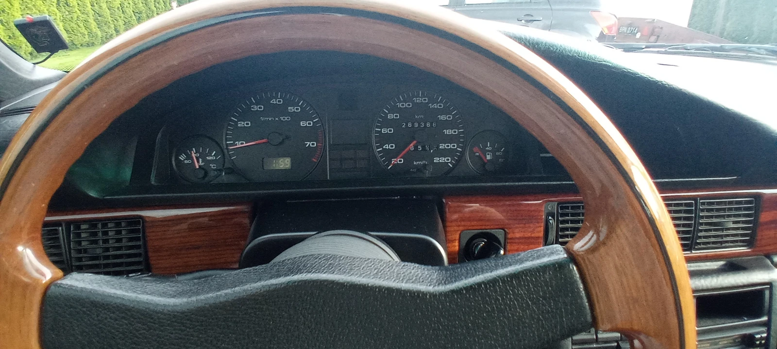 Audi 100