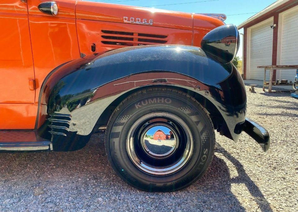 Dodge T-, V-, W- Series