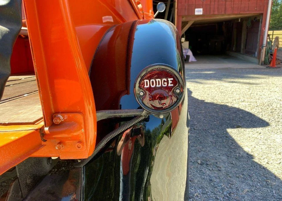 Dodge T-, V-, W- Series