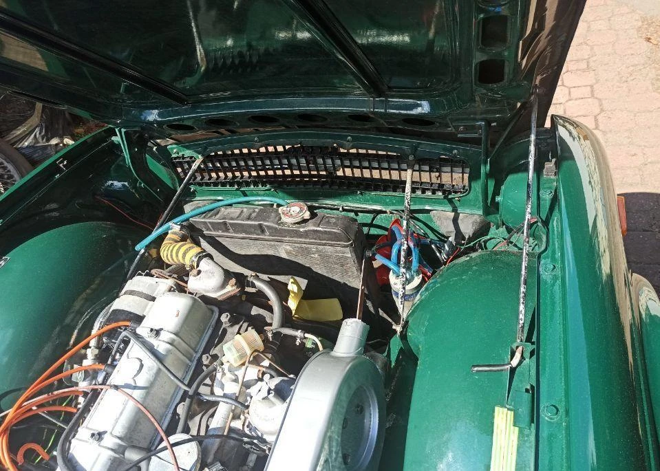 Triumph TR6
