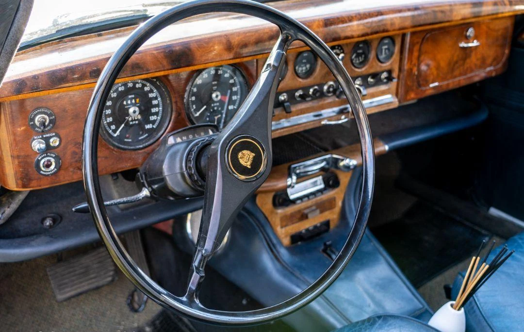 Jaguar Mark II