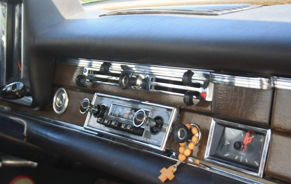 Mercedes W111