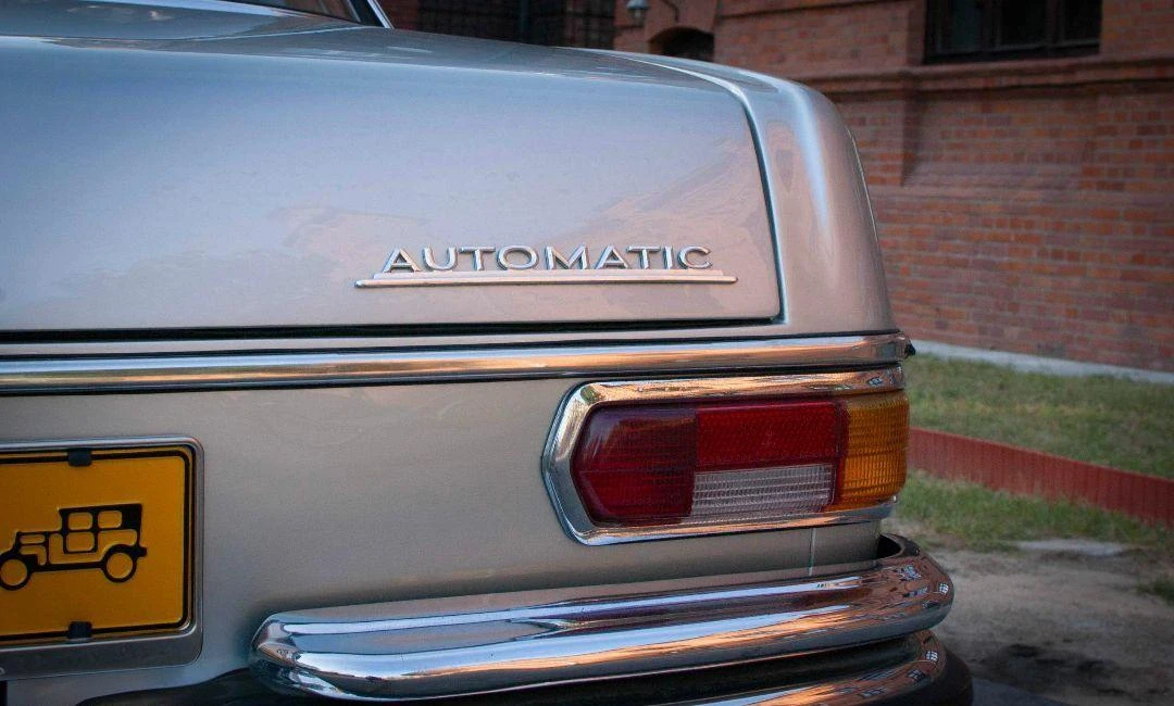 Mercedes W108
