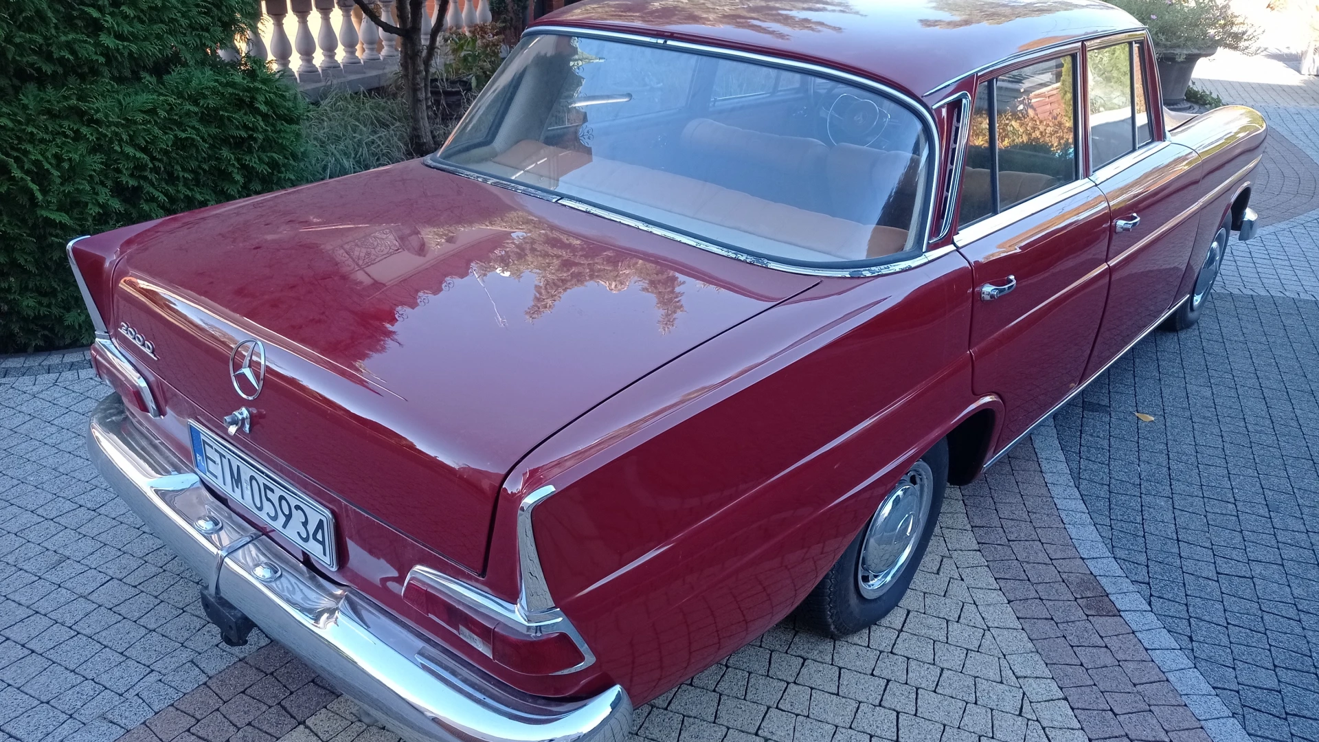 Mercedes W110