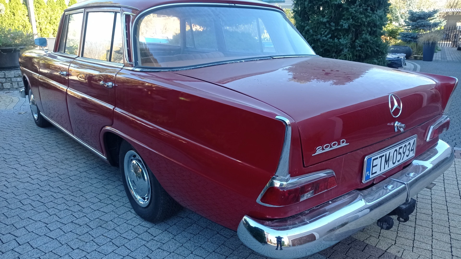 Mercedes W110