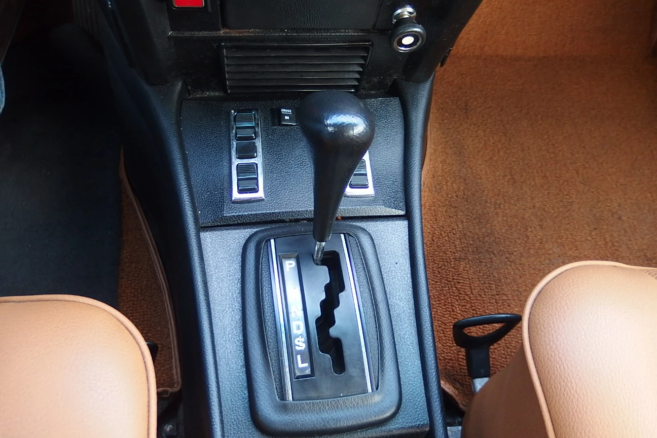 Mercedes W114