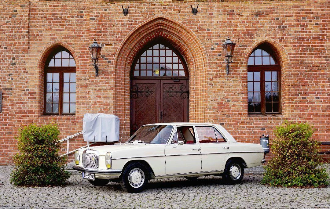 Mercedes W115