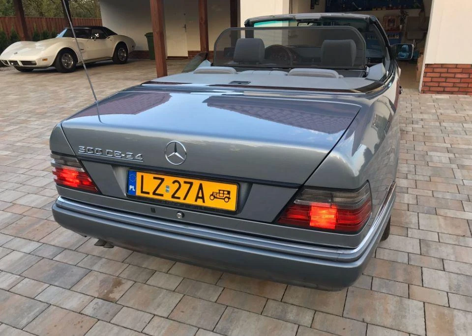 Mercedes W124