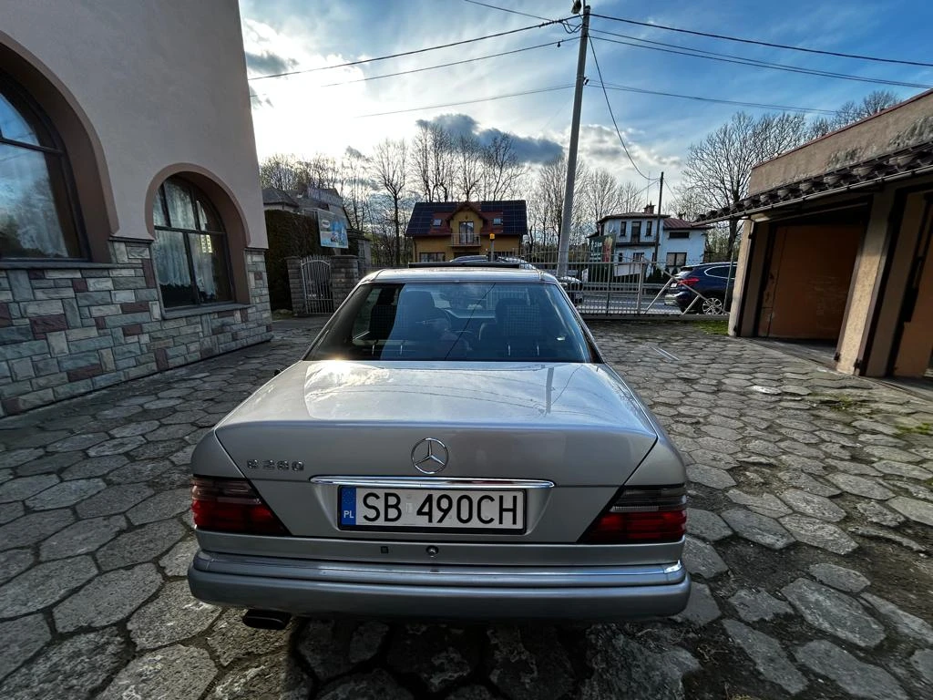Mercedes W124
