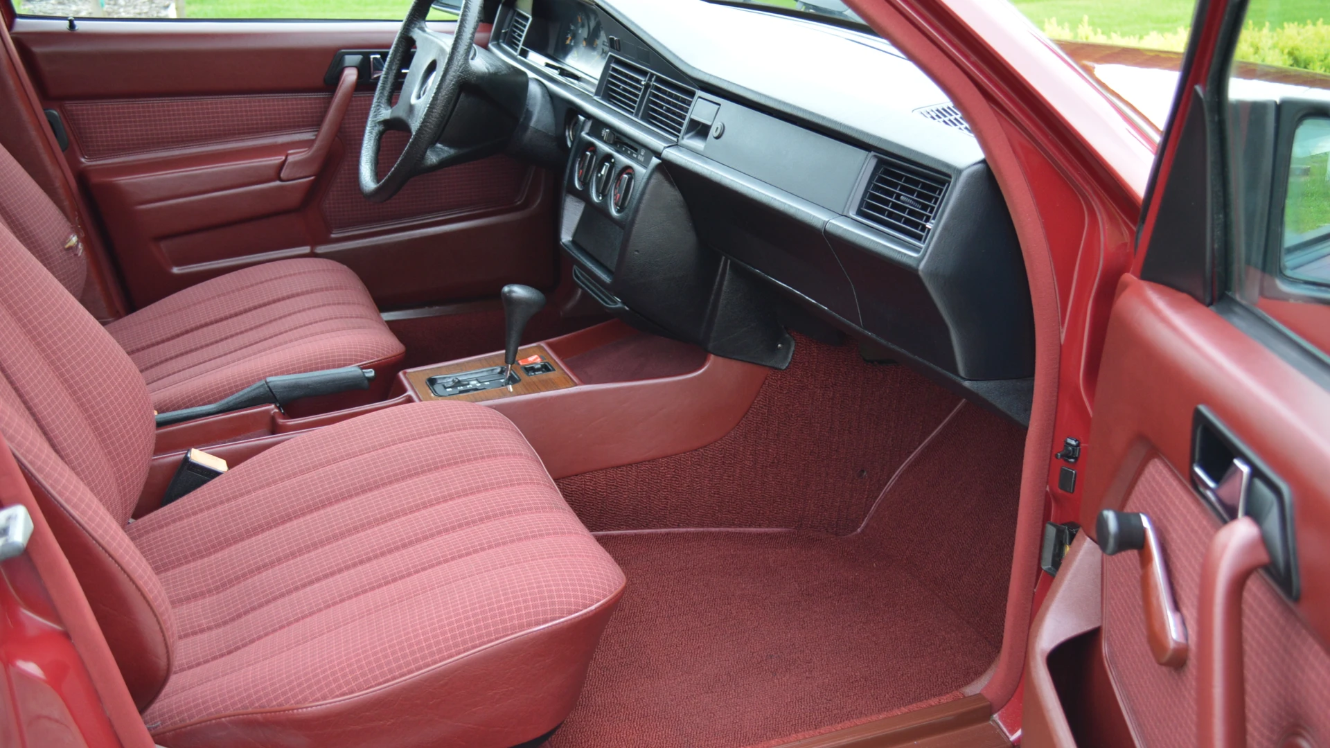 Mercedes W201 190
