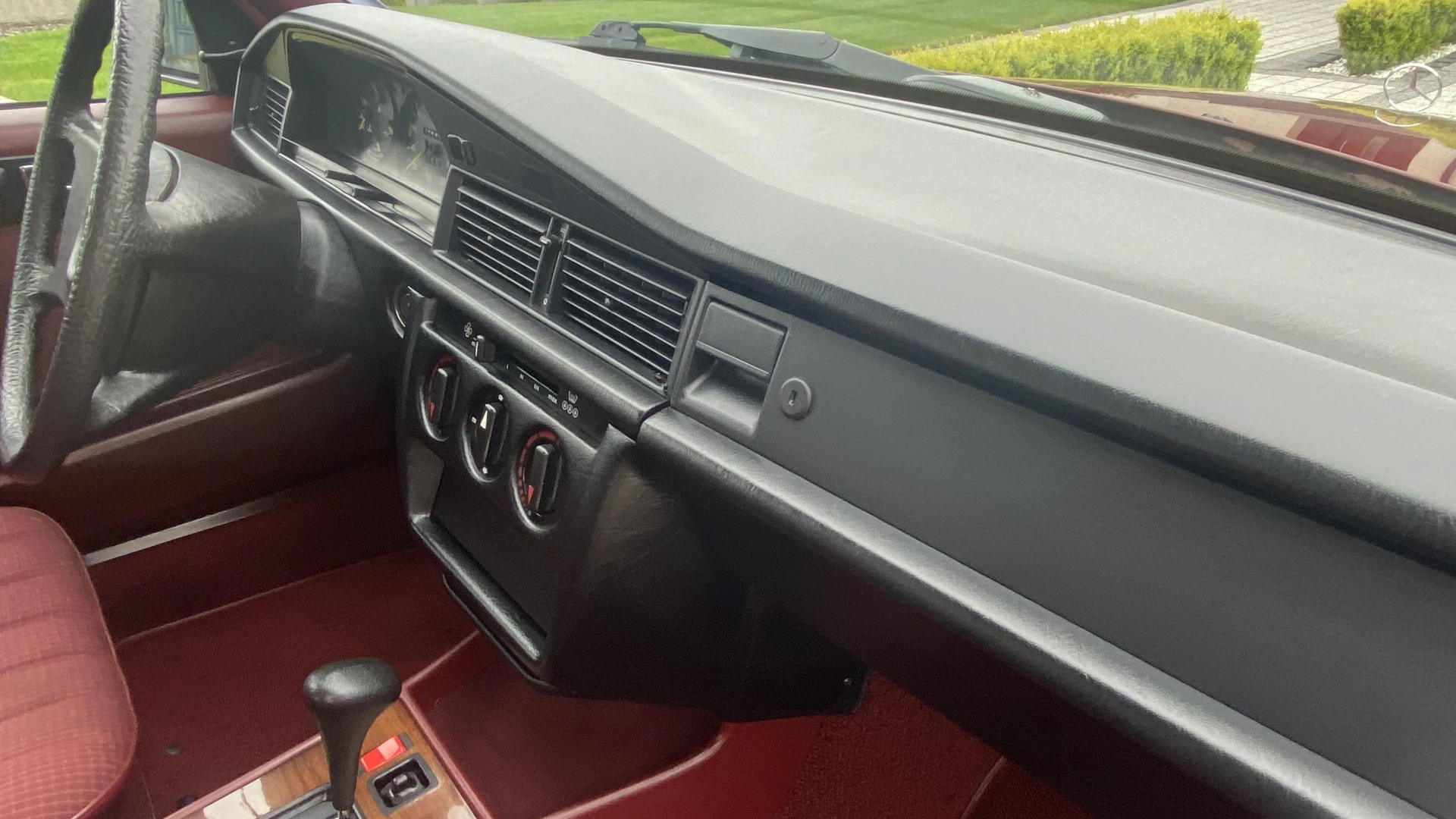 Mercedes W201 190