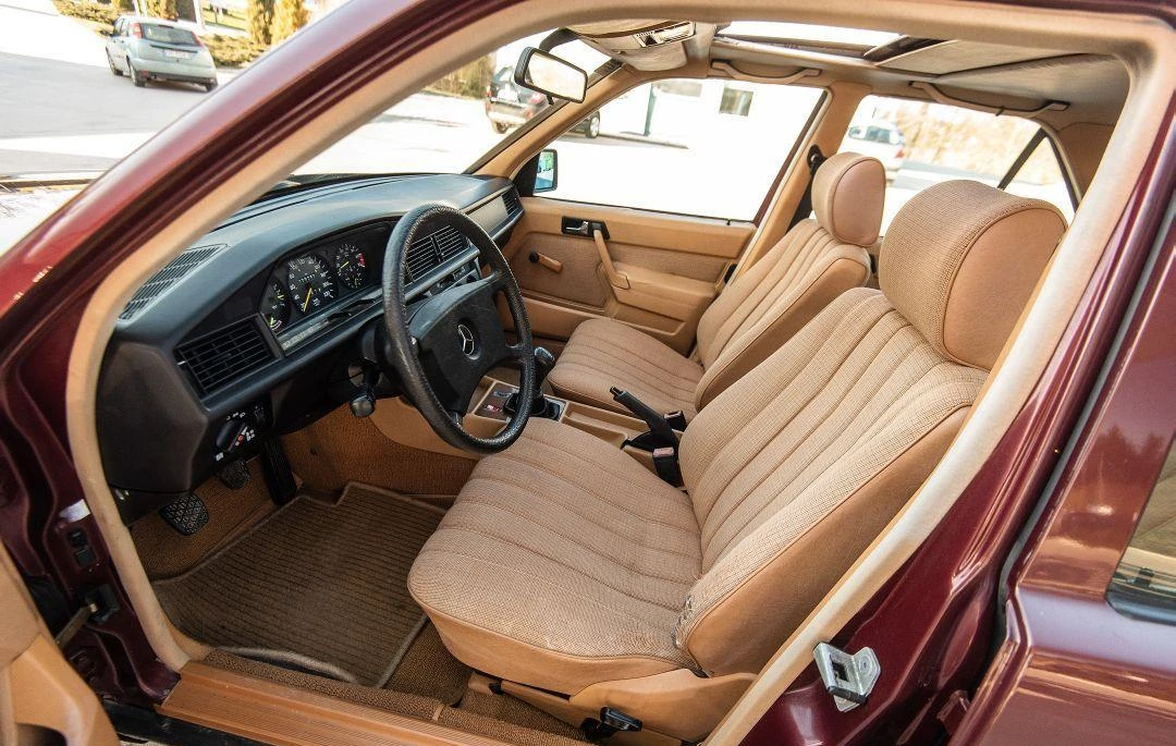 Mercedes W201 190
