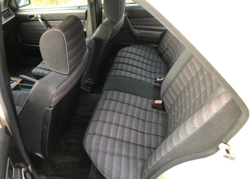 Mercedes W201 190