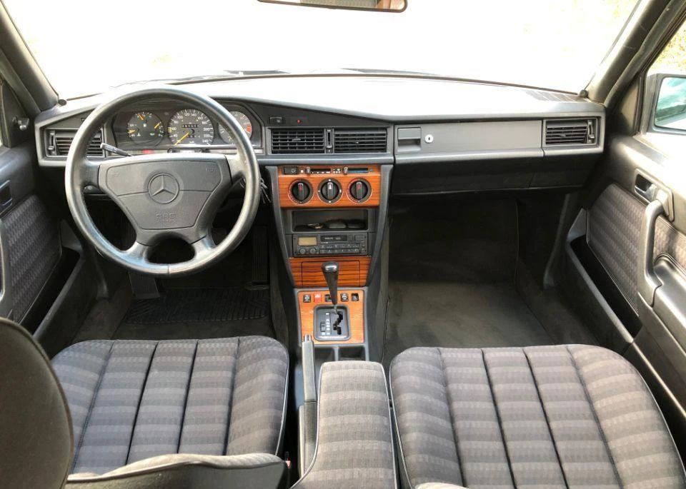 Mercedes W201 190