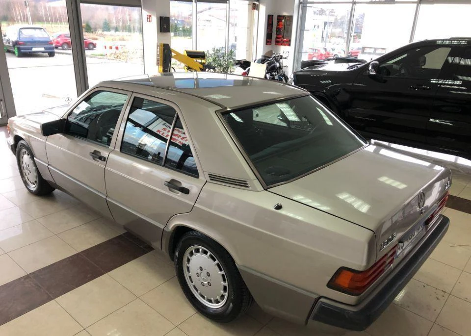 Mercedes W201 190