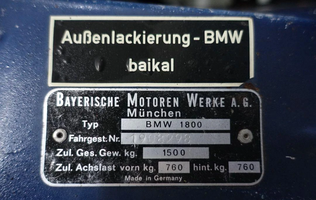 BMW 1800