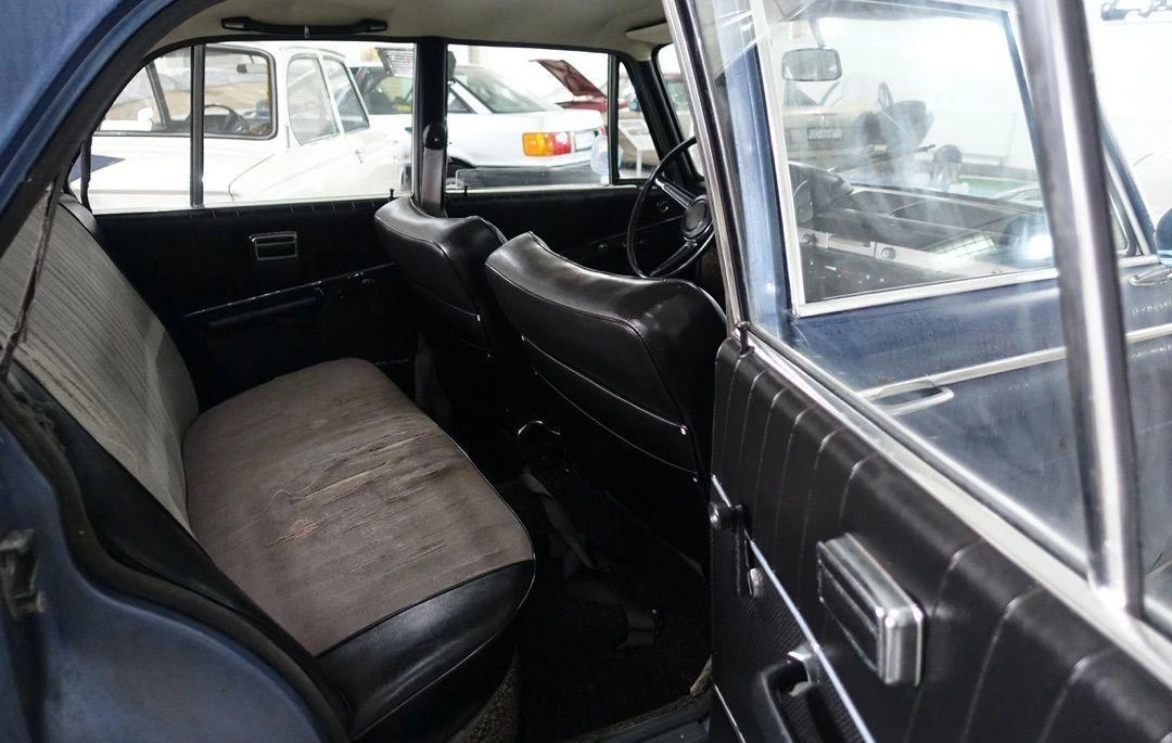 BMW 1800