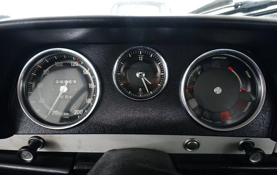 BMW 1800