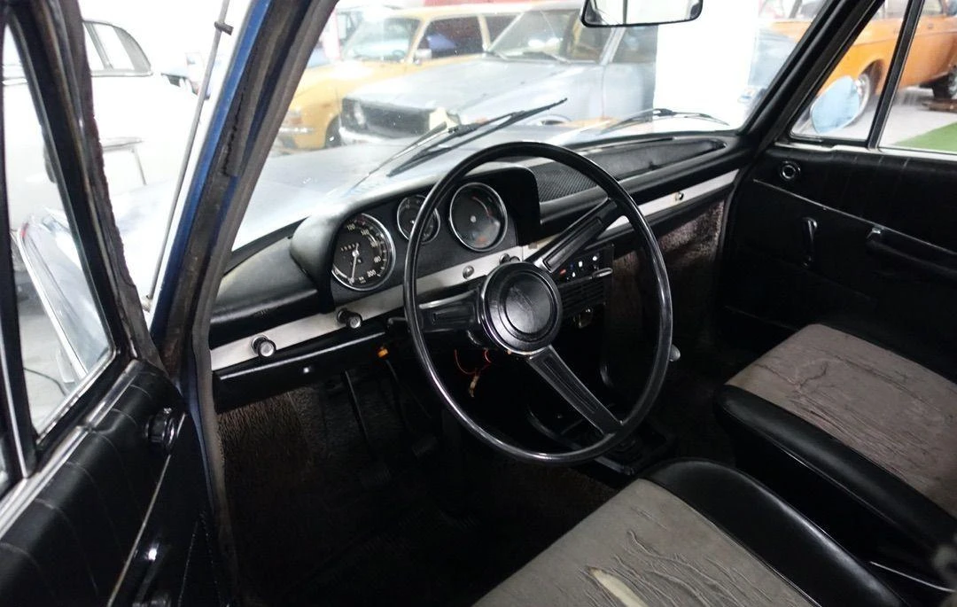 BMW 1800