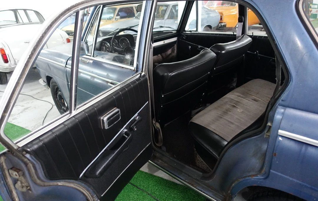 BMW 1800